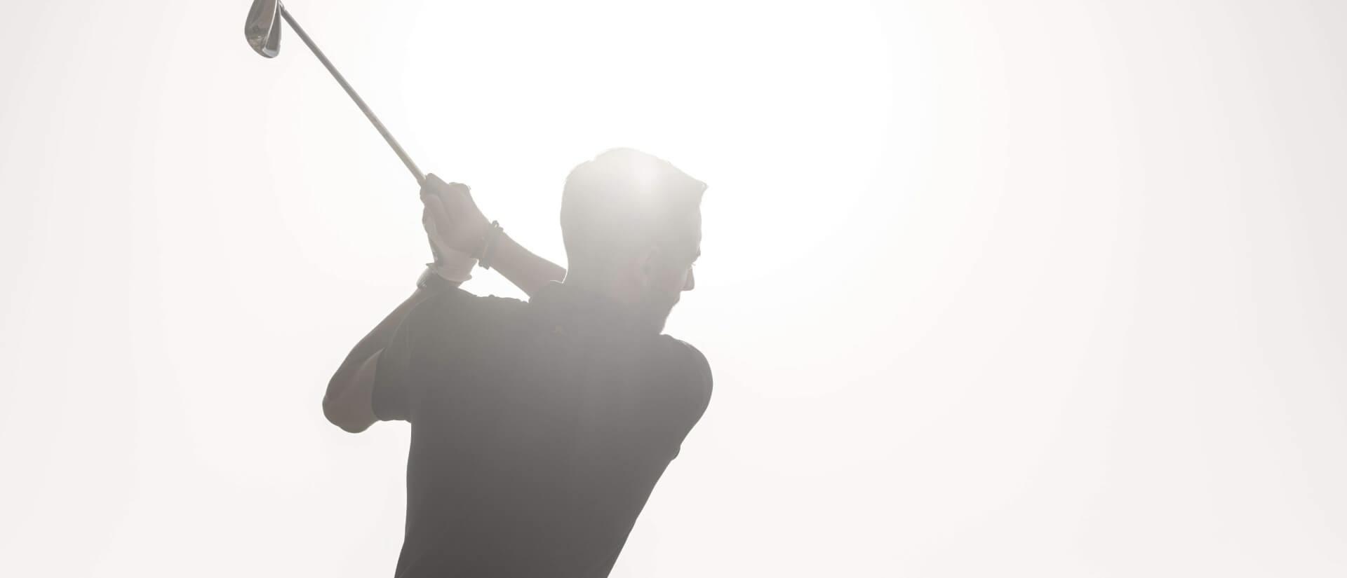 Améliorez votre swing de golf : des conseils pour éviter les erreurs les plus courantes